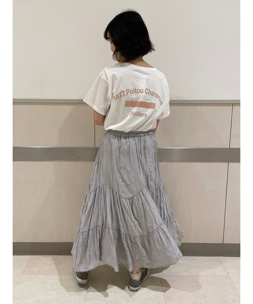 SLURR（スラ―）の「カレッジプリントクルーネックビッグTシャツ（Tシャツ/カットソー・レディース・チャコールグレー/オフホワイト/ライトベージュ・FREE）」の11枚目の写真