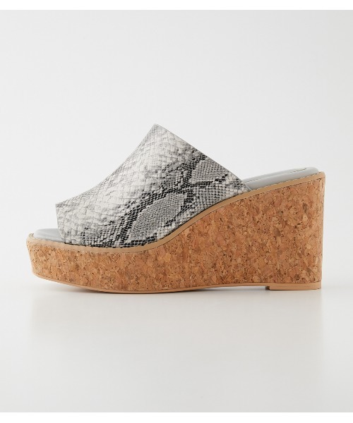 AZUL by moussy（アズールバイマウジー）の「CORK WEDGE SANDALS/コルクウェッジサンダル（サンダル・レディース・ブラック/グレー系その他/シルバー・SMALL/MEDIUM/LARGE）」の17枚目の写真