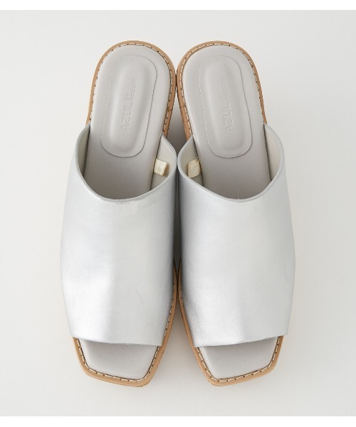 AZUL by moussy（アズールバイマウジー）の「CORK WEDGE SANDALS/コルクウェッジサンダル（サンダル・レディース・ブラック/グレー系その他/シルバー・SMALL/MEDIUM/LARGE）」の9枚目の写真