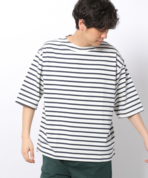 LAKOLE(ラコレ)の「度詰めクロップドバスクTシャツ / 932085(Tシャツ/カットソー・メンズ・サックスブルー/グレー/ホワイト/ブラック/オフホワイト・MEDIUM/LARGE)」の2枚目の写真