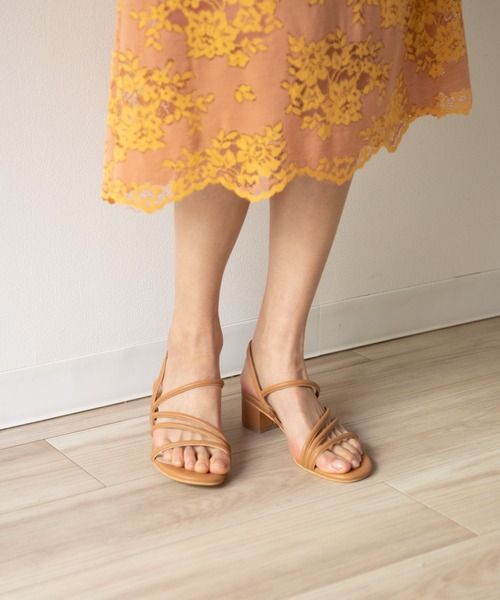 Rewde（ルゥデ）の「細ストラップサンダル（1R18-SA04）（サンダル・レディース・ブルー/キャメル/ブラック/ホワイト・S/L/M/LL）」の4枚目の写真