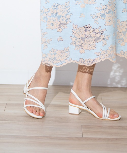 Rewde（ルゥデ）の「細ストラップサンダル（1R18-SA04）（サンダル・レディース・ブルー/キャメル/ブラック/ホワイト・S/L/M/LL）」の2枚目の写真