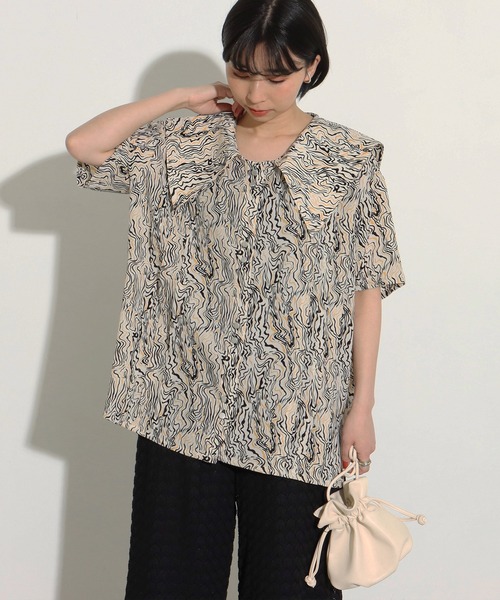 Factor=(ファクターイコール)の「BIGセーラーカラーブラウス(シャツ/ブラウス・レディース・ブラック/ブラウン/オフホワイト・FREE)」の2枚目の写真