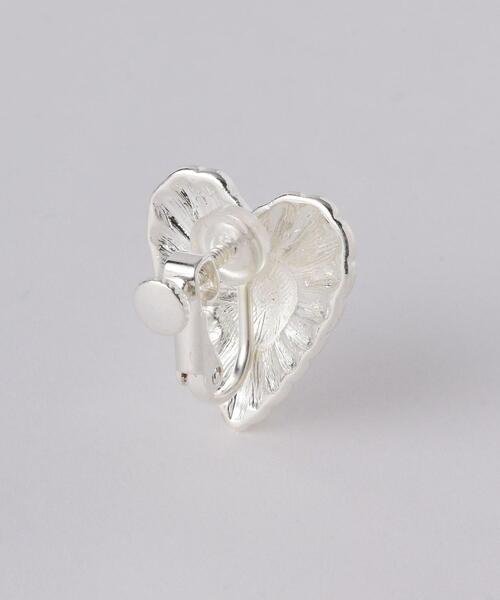 green label relaxing(グリーンレーベルリラクシング)の「SC HEART コンチョ イヤリング(イヤリング・レディース・シルバー/ゴールド・FREE)」の8枚目の写真