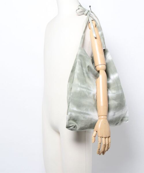 Factor=（ファクターイコール）の「タイダイウォッシュショルダーバッグ（トートバッグ・レディース・オレンジ/カーキ/ブルー・FREE）」の8枚目の写真