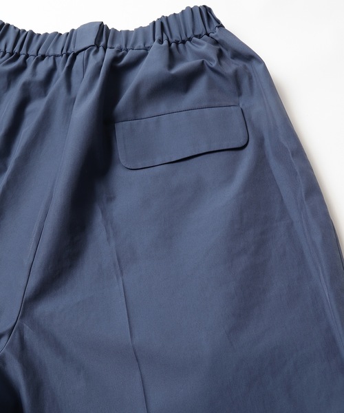 Dulcamara（ドゥルカマラ）の「【SUMMER ITEM】 チノチノセンタープレスショートPT（チノパンツ・メンズ・ブラック/ブルー/ライトベージュ・1/0）」の15枚目の写真