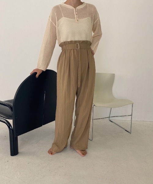 lawgy（ラウジー）の「center button mesh knit（ニット/セーター・レディース・ベージュ/ブラウン/アイボリー・FREE）」の4枚目の写真