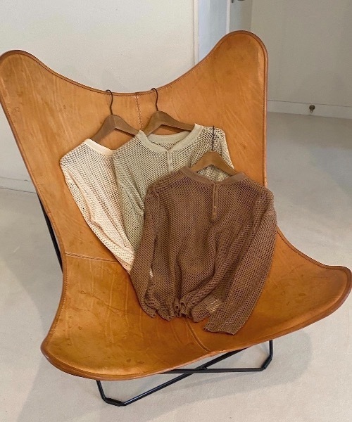 lawgy（ラウジー）の「center button mesh knit（ニット/セーター・レディース・ベージュ/ブラウン/アイボリー・FREE）」の20枚目の写真