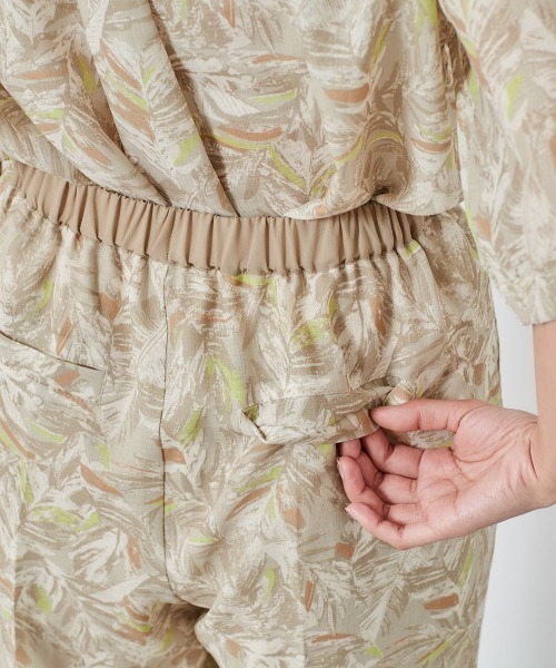 cepo（セポ）の「ネオンボタニカル柄パンツ（その他パンツ・レディース・オフホワイト/ネイビー・M）」の12枚目の写真