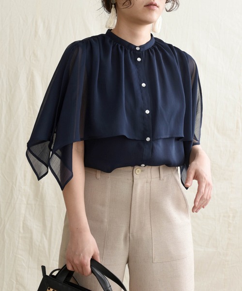LHELBIE(レルビエ)の「ケープデザインブラウス(シャツ/ブラウス・レディース・ホワイト/ブラック/ネイビー/レッド・M)」の22枚目の写真