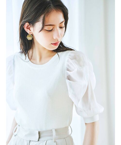 dazzlin（ダズリン）の「シアーハイネックニットトップス（ニット/セーター・レディース・オフホワイト/ブラック/グレー/ブラウン・FREE）」の6枚目の写真