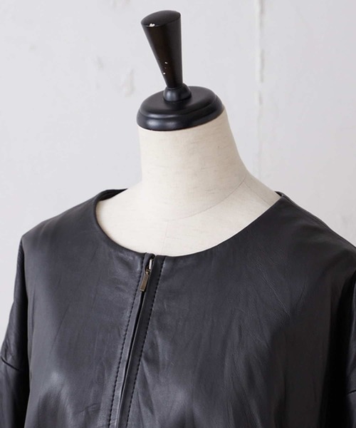BEARDSLEY（ビアズリー）の「袖周りがゆったりしているのでニットも傷めず楽な着心地レザージャケット（その他アウター・レディース・ブラック/ベージュ・1/0）」の7枚目の写真