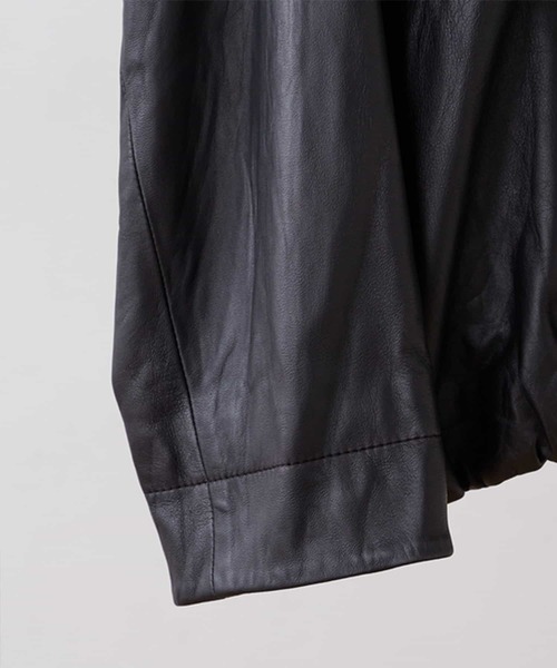 BEARDSLEY（ビアズリー）の「袖周りがゆったりしているのでニットも傷めず楽な着心地レザージャケット（その他アウター・レディース・ブラック/ベージュ・1/0）」の8枚目の写真