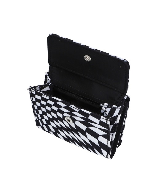 X-girl(エックスガール)の「TRI-FOLD WALLET(財布・レディース・ブラック/マルチ・ONE SIZE)」の5枚目の写真