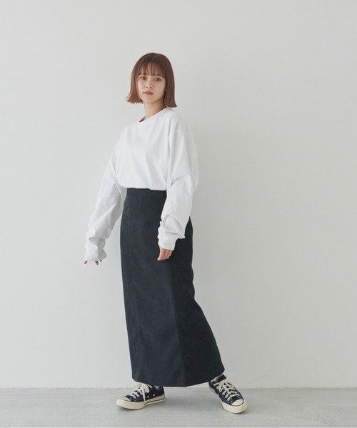 flaner（フラネ）の「コーデュロイタイトロングスカート（スカート・レディース・ブラック/モカ・SMALL/MEDIUM）」の4枚目の写真