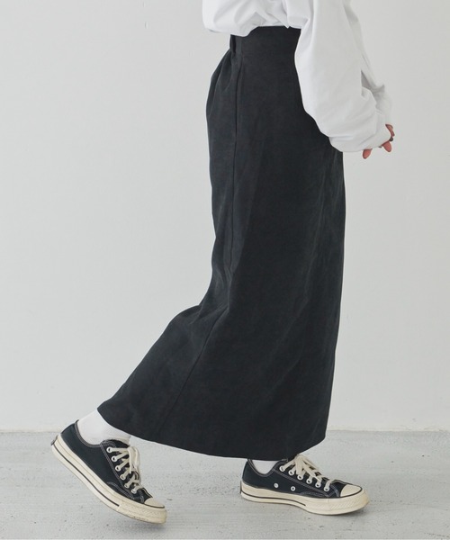 flaner（フラネ）の「コーデュロイタイトロングスカート（スカート・レディース・ブラック/モカ・SMALL/MEDIUM）」の12枚目の写真