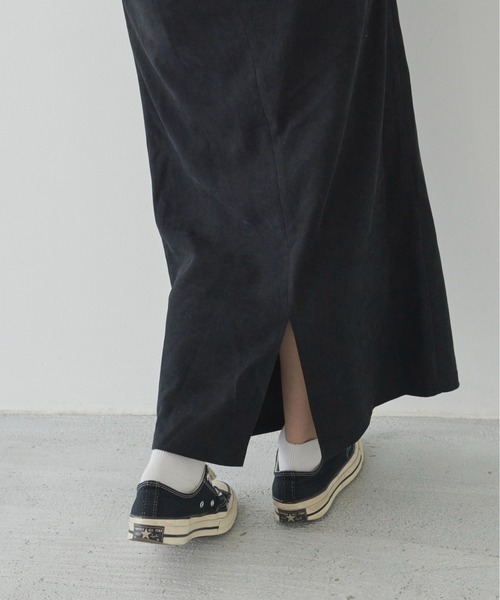 flaner（フラネ）の「コーデュロイタイトロングスカート（スカート・レディース・ブラック/モカ・SMALL/MEDIUM）」の15枚目の写真