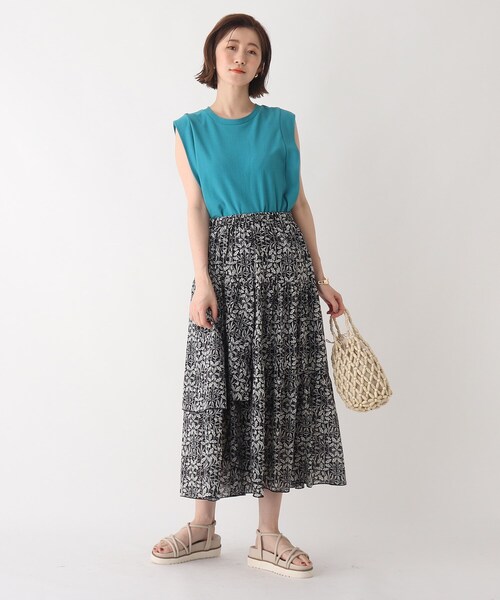 AG by aquagirl(エージーバイアクアガール)の「◆リーフプリントティアードスカート(スカート・レディース・ライトパープル/ブラック系/ブルー系5・38/36)」の8枚目の写真