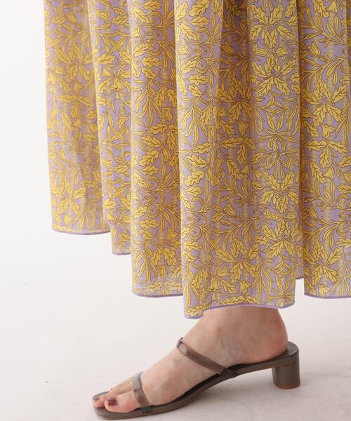 AG by aquagirl(エージーバイアクアガール)の「◆リーフプリントティアードスカート(スカート・レディース・ライトパープル/ブラック系/ブルー系5・38/36)」の7枚目の写真