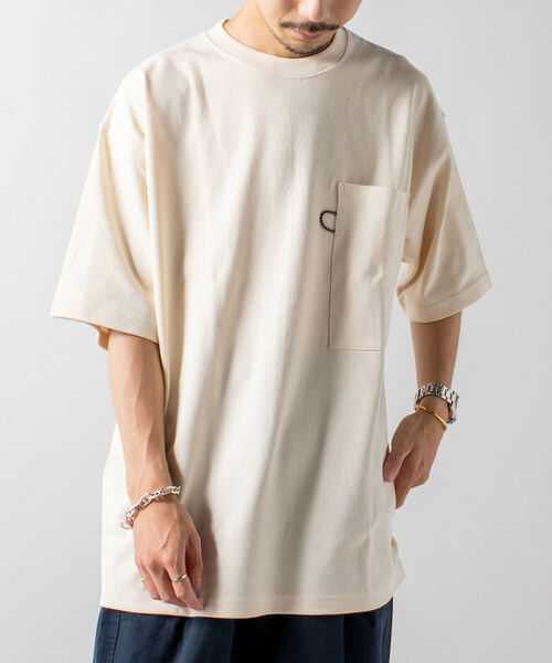 GLOSTER（グロスター）の「【GLOSTER/グロスター】ヘビーウェイト ビッグポケットTシャツ ※マスクポケット付き（Tシャツ/カットソー・メンズ・ホワイト/ブラック/ブルー/キナリ・LARGE）」の6枚目の写真