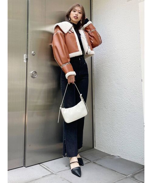 MURUA(ムルーア)の「カットオフフレアパンツ(デニムパンツ・レディース・グレー/ブラック・0/1/2)」の20枚目の写真