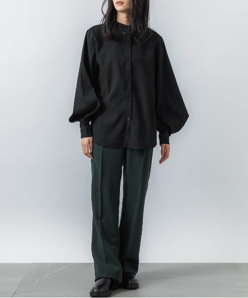 SETUP7（セットアップセブン）の「バルーンスリーブが一枚で決まる。【SETUP7】ボリューム袖スタンドカラーシャツ KNF（シャツ/ブラウス・レディース・ホワイト/ブラック/ベージュ/ブルー/ブルー系2/ホワイト系2/ブラック系2/グリーン/ベージュ系2・4/3）」の17枚目の写真