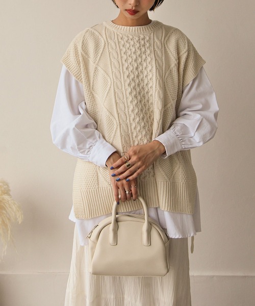 Chillfar（チルファー）の「5Gアクリルバルキーサイドリボンケーブルベスト（ベスト・レディース・ブラック/ブラウン/アイボリー/グレイッシュベージュ・FREE）」の14枚目の写真