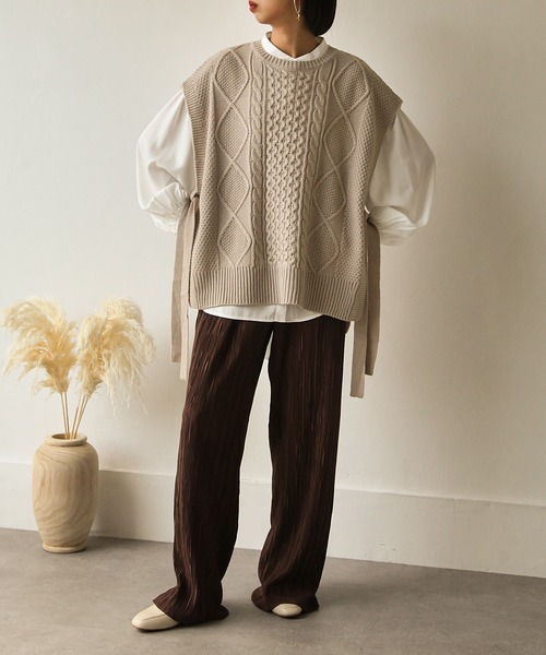 Chillfar（チルファー）の「5Gアクリルバルキーサイドリボンケーブルベスト（ベスト・レディース・ブラック/ブラウン/アイボリー/グレイッシュベージュ・FREE）」の21枚目の写真