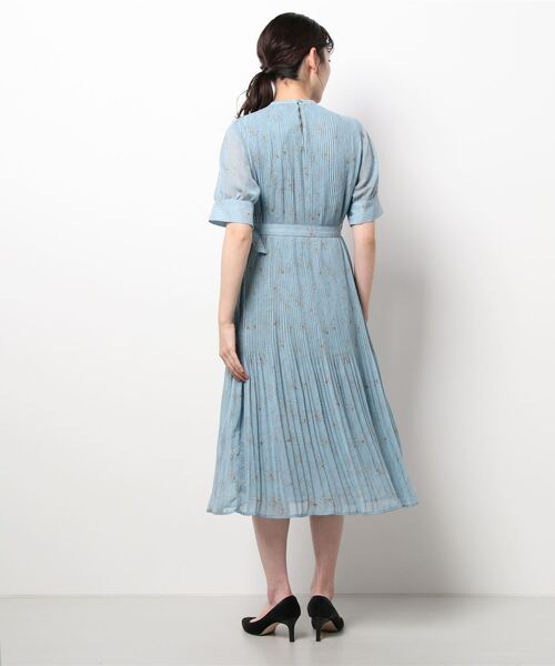 Te chichi（テチチ）の「花柄プリーツワンピース（ワンピース