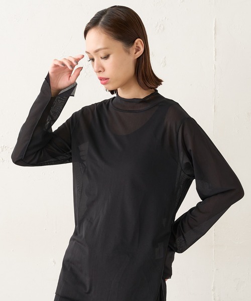 Lui's(ルイス)の「シアータートルネックトップス(Tシャツ/カットソー・レディース・ブラック/グリーン/ライトベージュ・FREE)」の2枚目の写真