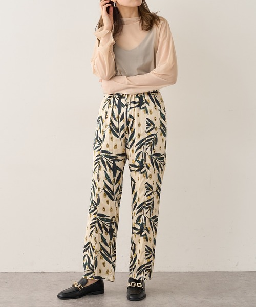 Lui's(ルイス)の「シアータートルネックトップス(Tシャツ/カットソー・レディース・ブラック/グリーン/ライトベージュ・FREE)」の10枚目の写真