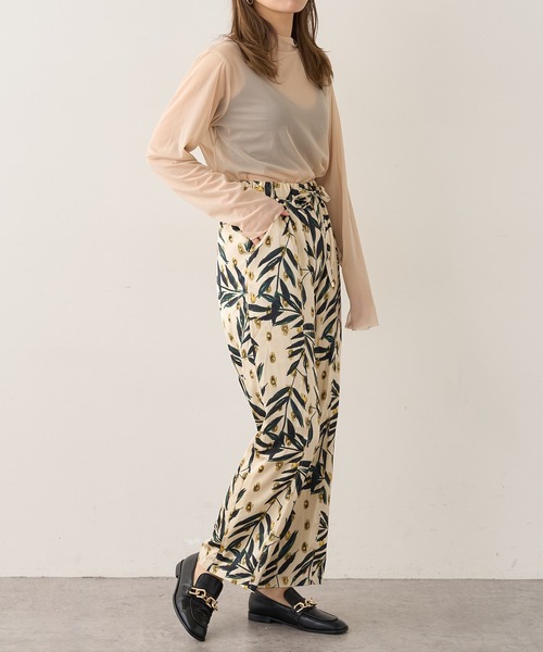 Lui's(ルイス)の「シアータートルネックトップス(Tシャツ/カットソー・レディース・ブラック/グリーン/ライトベージュ・FREE)」の16枚目の写真