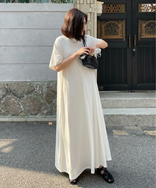 Didot.showroom（ディドット ショールーム）の「AラインハーフTマキシ丈ロングワンピース（ワンピース・レディース・ベージュ/アイボリー/ブルー・FREE）」の18枚目の写真