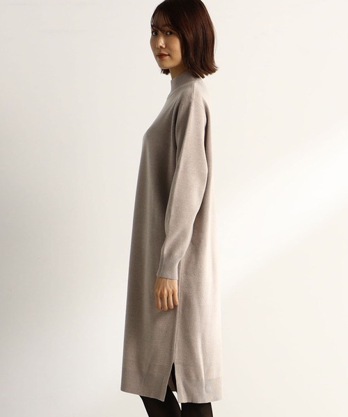 A/C DESIGN BY ALPHA CUBIC(エーシーデザインバイアルファキュービック)の「サイドスリットハイネックワンピース(ワンピース・レディース・ブラック/ベージュ/グリーン・M/L)」の5枚目の写真