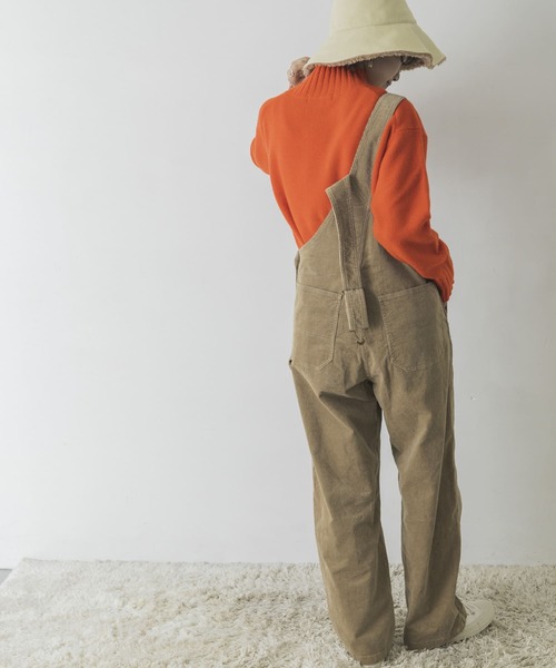 URBAN RESEARCH（アーバンリサーチ）の「コーデュロイオーバーオール（サロペット/オーバーオール・レディース・チャコールグレー/ベージュ/ベージュ系その他・36/38）」の8枚目の写真