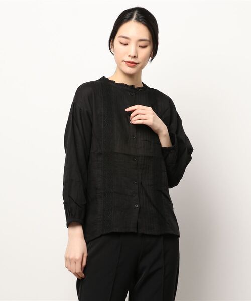 Samansa Mos2 blue（サマンサモスモスブルー）の「レースピンタックブラウス（シャツ/ブラウス・レディース・ブラック/ベージュ/オフホワイト・ﾌﾘ-）」の3枚目の写真