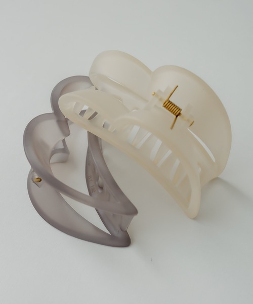 mystic(ミスティック)の「ハートヘアクリップ(バレッタ/ヘアクリップ・レディース・オフホワイト/グレー・ONE SIZE)」の3枚目の写真