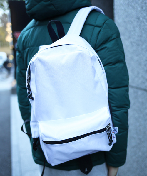 green label relaxing（グリーンレーベルリラクシング）の「※※別注 [ドリフター] Drifter GLR CLASSIC PACK バックパック tvl004 tvl008◆（バックパック/リュック・メンズ・ホワイト/ブラック/オリーブ/グレー/ネイビー・ﾌﾘ-）」の16枚目の写真