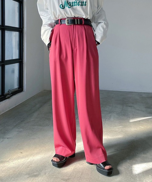 PAGEBOY（ページボーイ）の「WEB限定アイテム / タックカラーワイドパンツ（スラックス・レディース・ピンク/グリーン/ブラック/ブルー・X-SMALL/MEDIUM/LARGE/SMALL）」の4枚目の写真