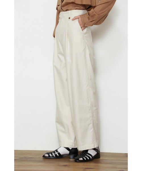 human woman（ヒューマンウーマン）の「◆ライトオンスミリタリーモールスキンパンツ（その他パンツ・レディース・ベージュ/ホワイト系その他・MEDIUM/SMALL）」の9枚目の写真