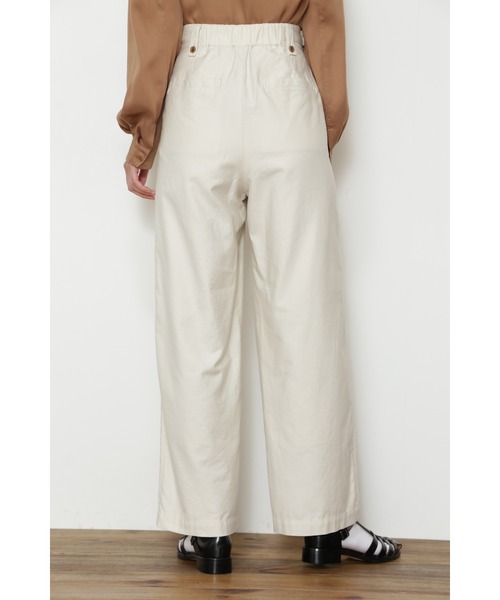 human woman（ヒューマンウーマン）の「◆ライトオンスミリタリーモールスキンパンツ（その他パンツ・レディース・ベージュ/ホワイト系その他・MEDIUM/SMALL）」の3枚目の写真