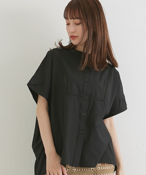 LAVEANGE（ラビアンジェ）の「[新色追加]ハシゴレースブザムブラウス（シャツ/ブラウス・レディース・ブラウン/オフホワイト/ブラック/ライトブルー・L/3L/4L/M/LL）」の16枚目の写真