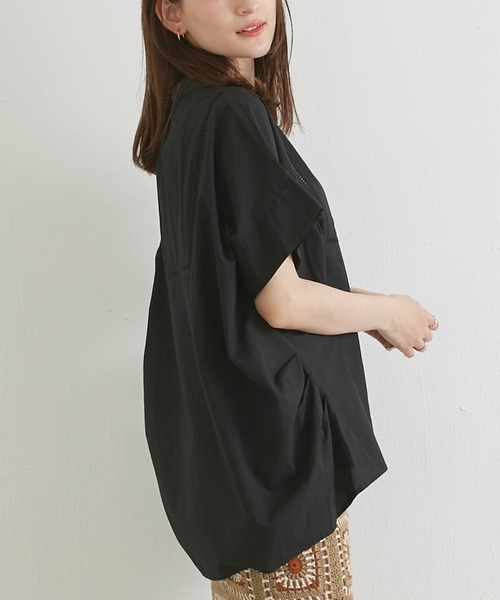 LAVEANGE（ラビアンジェ）の「[新色追加]ハシゴレースブザムブラウス（シャツ/ブラウス・レディース・ブラウン/オフホワイト/ブラック/ライトブルー・L/3L/4L/M/LL）」の19枚目の写真