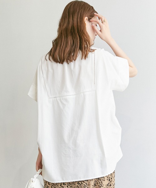 LAVEANGE（ラビアンジェ）の「[新色追加]ハシゴレースブザムブラウス（シャツ/ブラウス・レディース・ブラウン/オフホワイト/ブラック/ライトブルー・L/3L/4L/M/LL）」の9枚目の写真