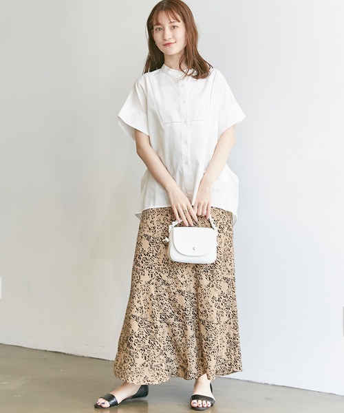 LAVEANGE（ラビアンジェ）の「[新色追加]ハシゴレースブザムブラウス（シャツ/ブラウス・レディース・ブラウン/オフホワイト/ブラック/ライトブルー・L/3L/4L/M/LL）」の10枚目の写真