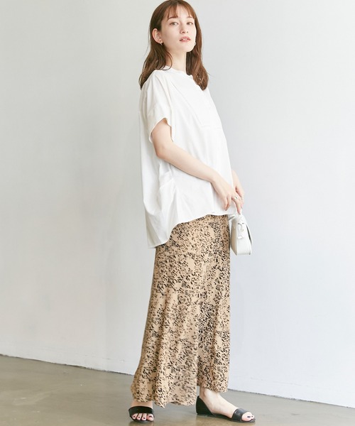 LAVEANGE（ラビアンジェ）の「[新色追加]ハシゴレースブザムブラウス（シャツ/ブラウス・レディース・ブラウン/オフホワイト/ブラック/ライトブルー・L/3L/4L/M/LL）」の12枚目の写真