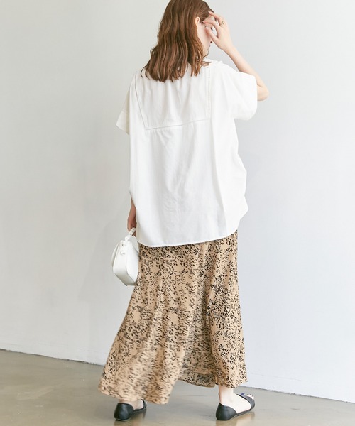 LAVEANGE（ラビアンジェ）の「[新色追加]ハシゴレースブザムブラウス（シャツ/ブラウス・レディース・ブラウン/オフホワイト/ブラック/ライトブルー・L/3L/4L/M/LL）」の15枚目の写真