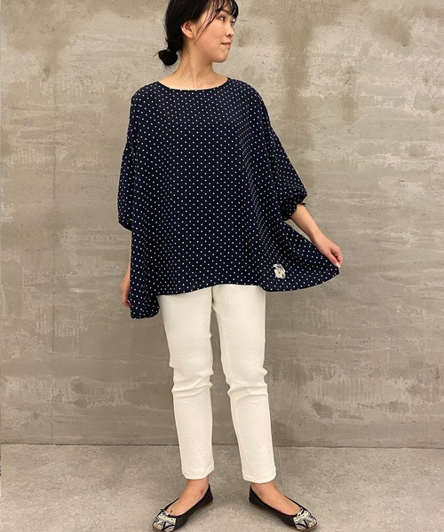 BEARDSLEY（ビアズリー）の「強ストレッチ・透け防止・UVカット・洗濯可能な高機能タックスリムパンツ（その他パンツ・レディース・ホワイト/カーキ/ブラック・0/1/2）」の6枚目の写真