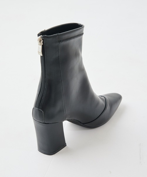 MIIA（ミーア）の「【入荷禁止】フェイクレザーショートブーツ（ブーツ・レディース・ブラック/オフホワイト・MEDIUM/LARGE）」の8枚目の写真