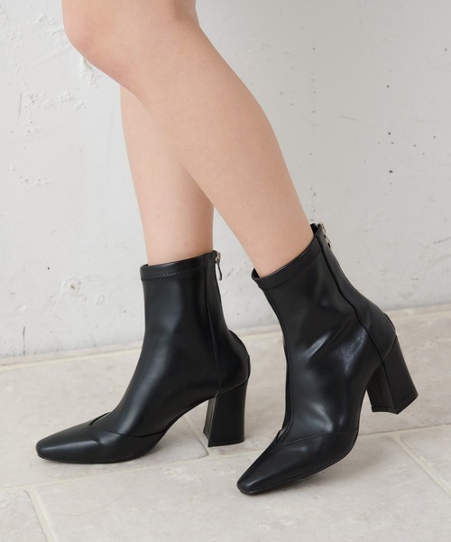 MIIA（ミーア）の「【入荷禁止】フェイクレザーショートブーツ（ブーツ・レディース・ブラック/オフホワイト・MEDIUM/LARGE）」の6枚目の写真